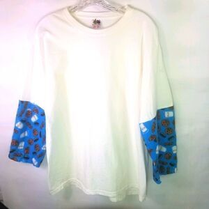 Cute Milk and Cookies Shirt. SIZE L.